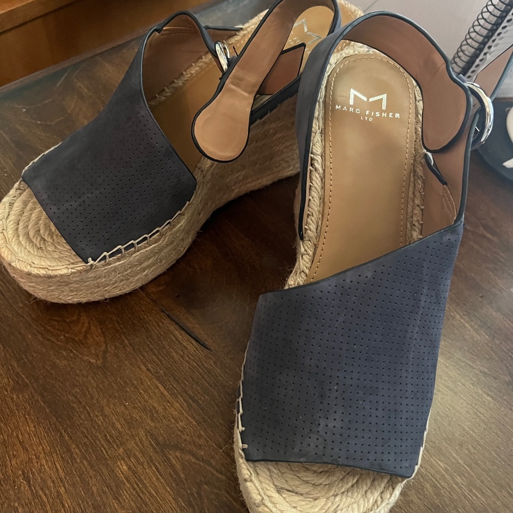 EUC Mark Fisher LTD. Angela Sling Back Wedges 7.5
